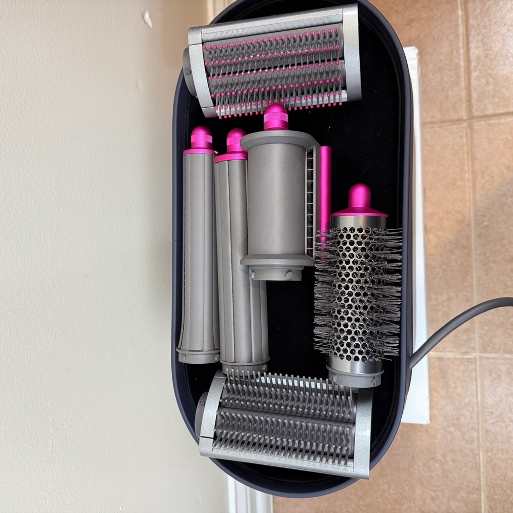 Dyson Airwrap Complete Long — Pink and Silver Styling Set - Picture 3 of 8